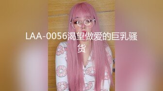 【新片速遞】  漂亮大奶女友 慢点受不了了 舒服吗 身材丰腴 前凸后翘 在家上位骑乘全自动 后入冲刺 无套输出 射了一屁屁 