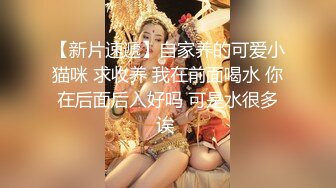 抖音巨乳网红李雅 晚上寂寞难耐小区附近溜达搭讪18岁楞青小伙把他带回家玩弄，满足她的兽欲