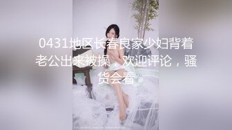 风景区女厕全景偷拍多位美女少妇前来献B (10)