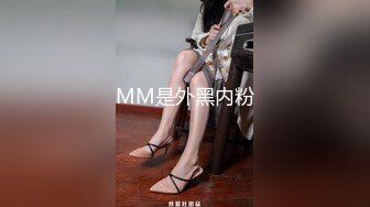 露脸极品反差女大生，高颜值女神级别【雪儿】私拍，穿衣和脱衣判若两人，