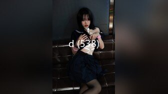 【新速片遞】  商场女厕全景偷拍牛仔短裙靓妹❤️低着头深沉的玩手机蜜穴失守