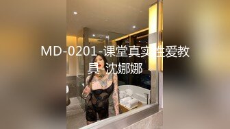 肌肉健身猛男约艹极品健身少妇，大胸翘臀，骚妇猛男，疯狂骑马摇曳，简直爽翻天呀！