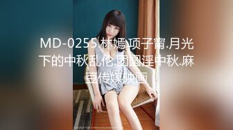 【新片速遞】  眼镜伪娘 滴麻呀你们有看过这么猎奇的超大飞机杯吗 当我第一眼看到就爱上了 吸力好大被它搞死了 