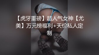 漂亮美眉 我不舔有味道从缝缝里闻出来 不能内射 身材娇小很可爱的妹子 貌似带血被大哥无套输出