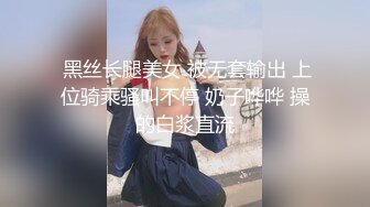   猛哥约操健美裤蜜桃臀外围骚女 ，颜值不错现金支付 ，看看得你小逼，毛有点多妹子自摸