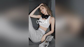 STP29933 极品甜美小姐姐！浴缸里激情操逼！跪着吸吮大屌，水中骑乘位后入，全力输出微毛嫩穴